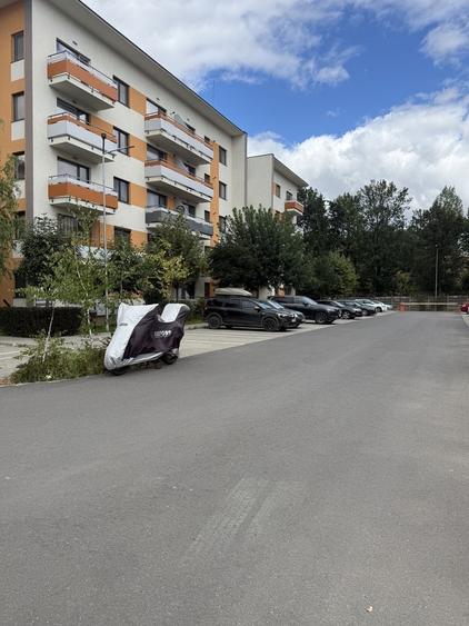 Apartament cu 2 camere decomandat în Exterior Vest