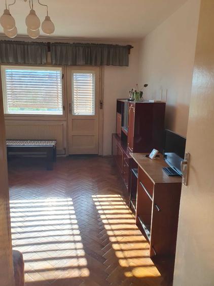 Apartament cu 2 camere semidecomandat în Bălcescu