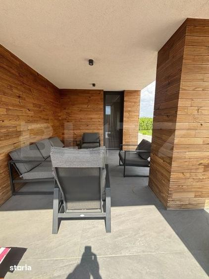 Casă cu 4 camere cu Teren 1550 Mp în Central