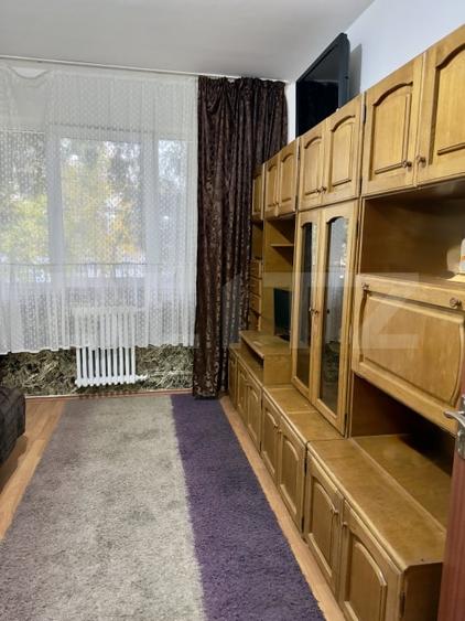 Garsonieră decomandată, mobilată în Est