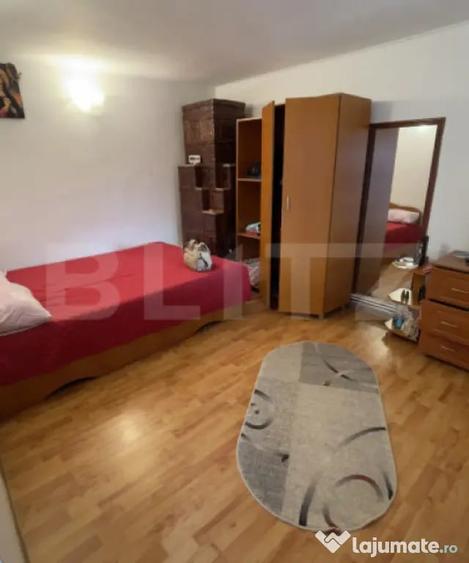 Casă cu 3 camere cu Teren 180 Mp în Mărăcineni
