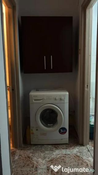 Apartament cu 3 camere decomandat în Dorobanți