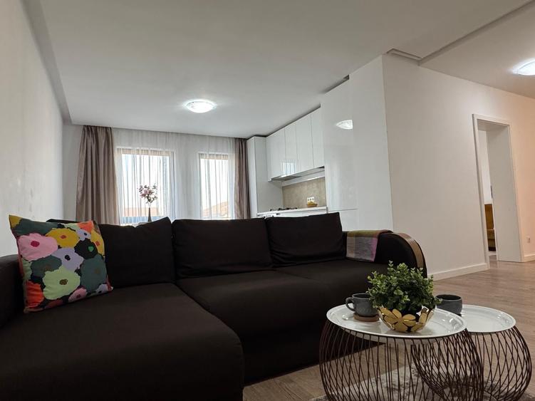 Apartament cu 3 camere decomandat, mobilat în Braytim
