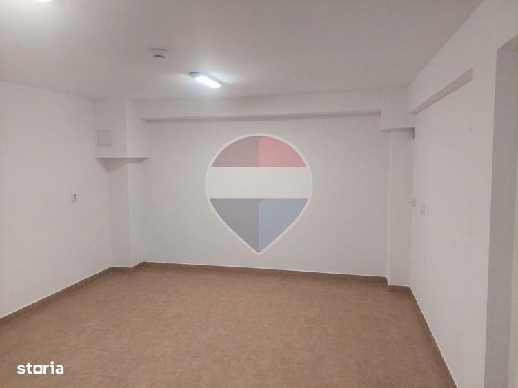 Spațiu comercial, de 84 mp, în Central