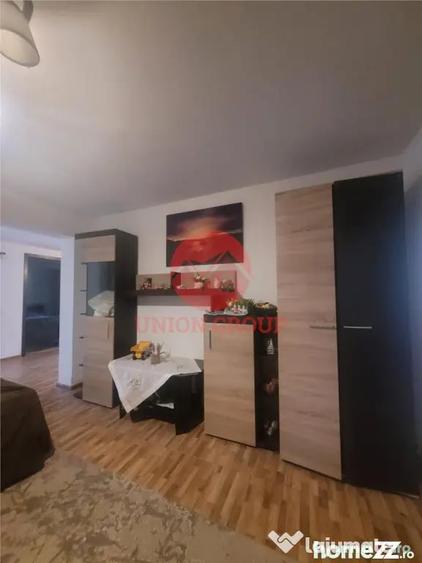 Casă cu 4 camere cu Teren 600 Mp în Lazu