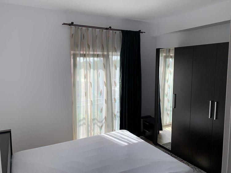 Apartament cu 2 camere semidecomandat în Remetea Mare