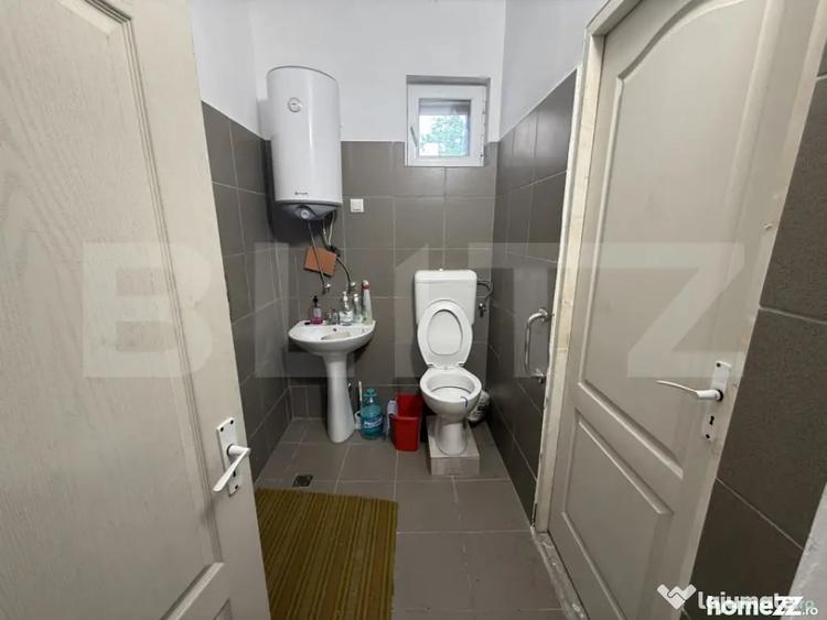 Casă cu 2 camere cu Teren 11600 Mp în Central