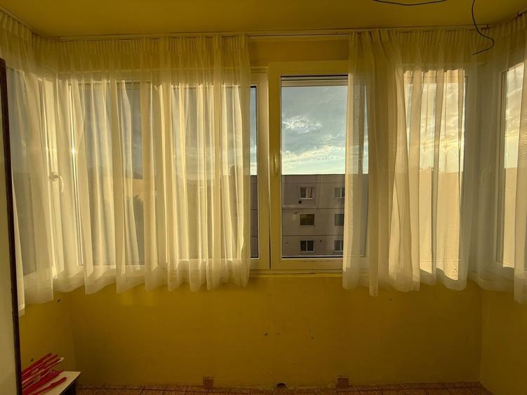 Apartament cu 2 camere decomandat, mobilat în Triaj