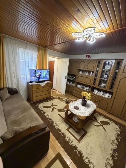 Apartament cu 2 camere decomandat în Exterior Vest