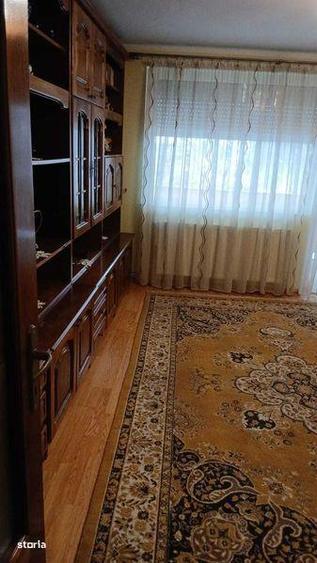 Apartament cu 3 camere decomandat în Cloșca