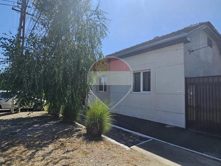 Casă cu 3 camere cu Teren 719 Mp în Central
