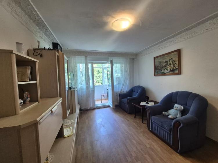 3 Camere - Etaj 2 intermediar - Pacurari - Zona Lukoil / UniCredit - 200m de statiile CTP - 2