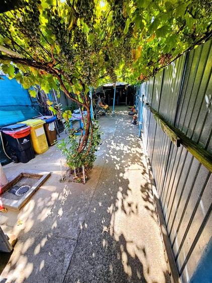 Casă cu 4 camere cu Teren 182 Mp în Pisc