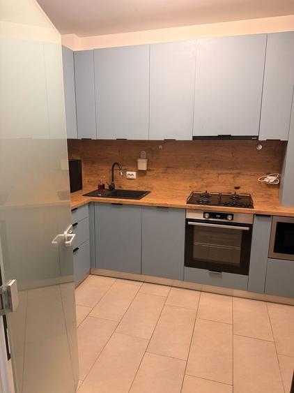Apartament cu 2 camere semidecomandat în Mihai Bravu