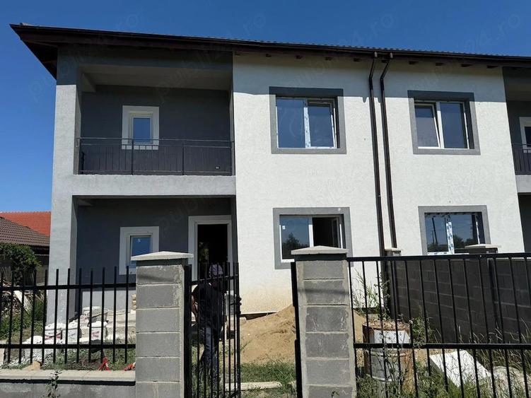 Casă cu Teren 302 Mp în Central