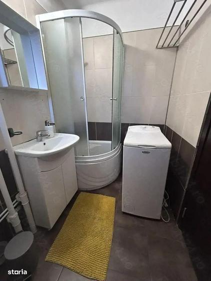 Apartament cu 2 camere, mobilat în Medicină