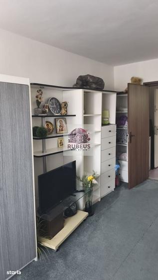 Garsonieră semidecomandată în Crihala