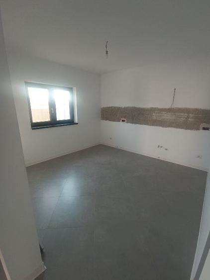 Casă individuală cu 5 camere cu Teren 500 Mp în Câmpineanca