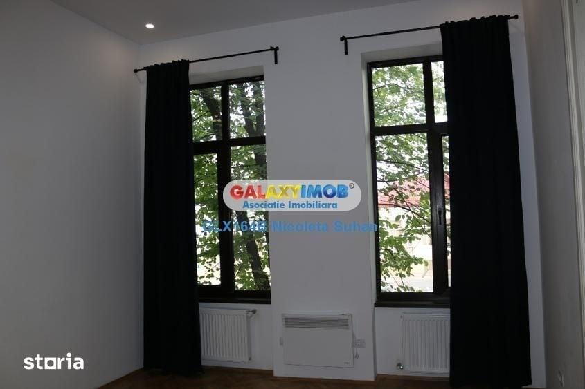 Apartament cu 7 camere în Victoriei