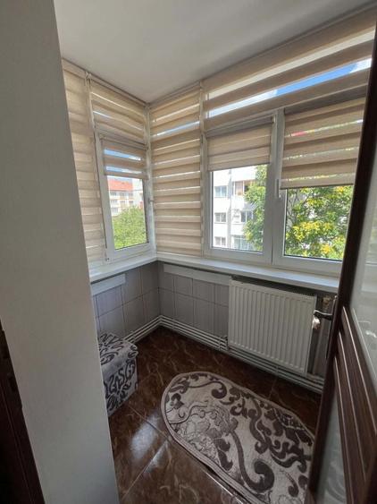 Apartament cu 2 camere decomandat în Exterior Vest