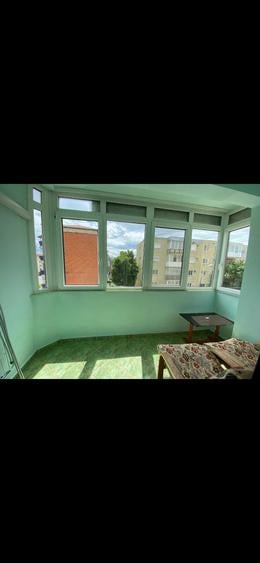 Apartament cu 3 camere decomandat în Cantemir