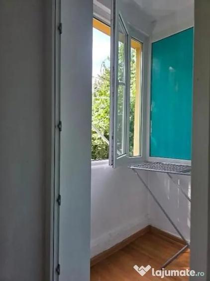 Apartament cu 2 camere semidecomandat în Vatra Luminoasă