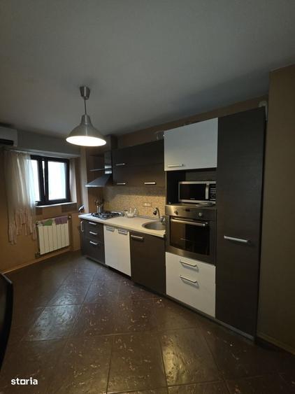 Apartament cu 3 camere de inchiriat in zona Panduri - 2