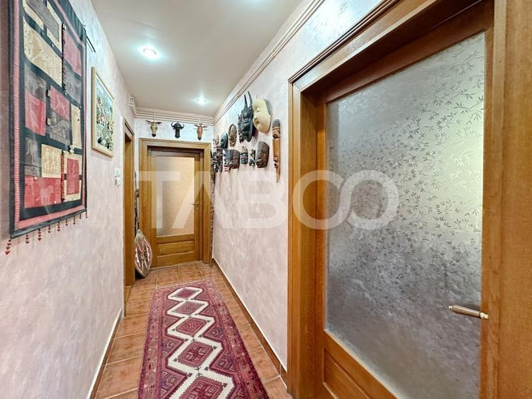 Apartament cu 3 camere decomandat, mobilat în Andrei Mureșanu