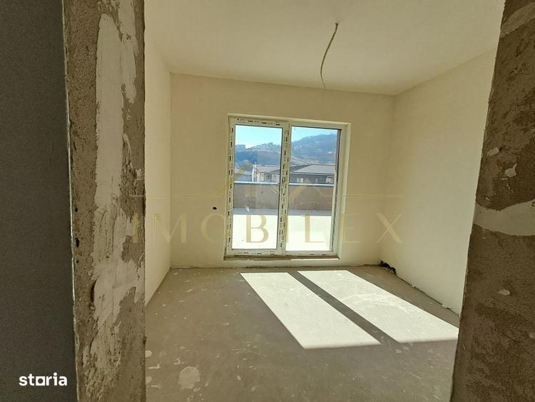 Apartament cu 4 camere în Florești