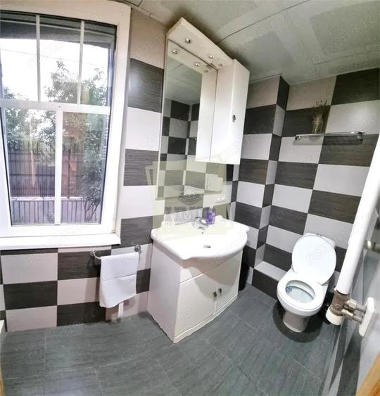 Casă cu 4 camere cu Teren 380 Mp în Central