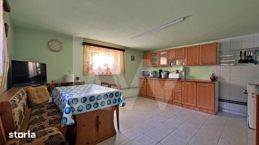 Casă cu 6 camere cu Teren 515 Mp în Terezian