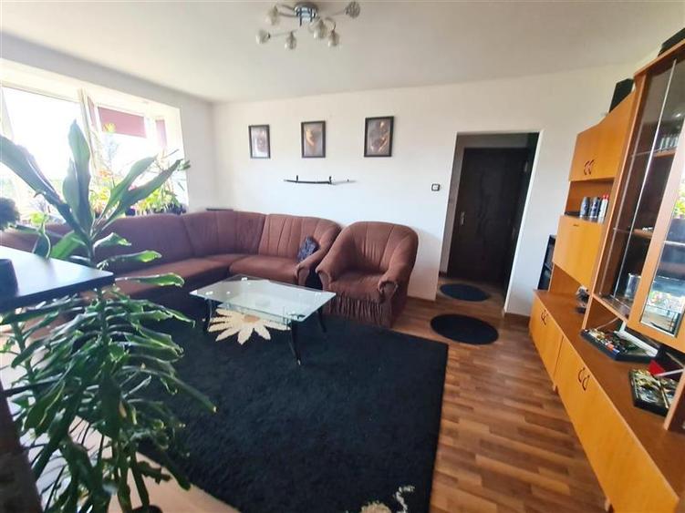 Apartament cu 2 camere semidecomandat, mobilat în Astra — fotografia 1
