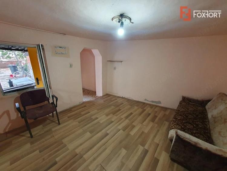 Casă cu 6 camere cu Teren 1200 Mp în Central