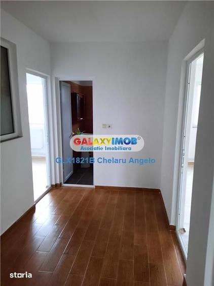 Casă cu 5 camere cu Teren 880 Mp în Gruiu