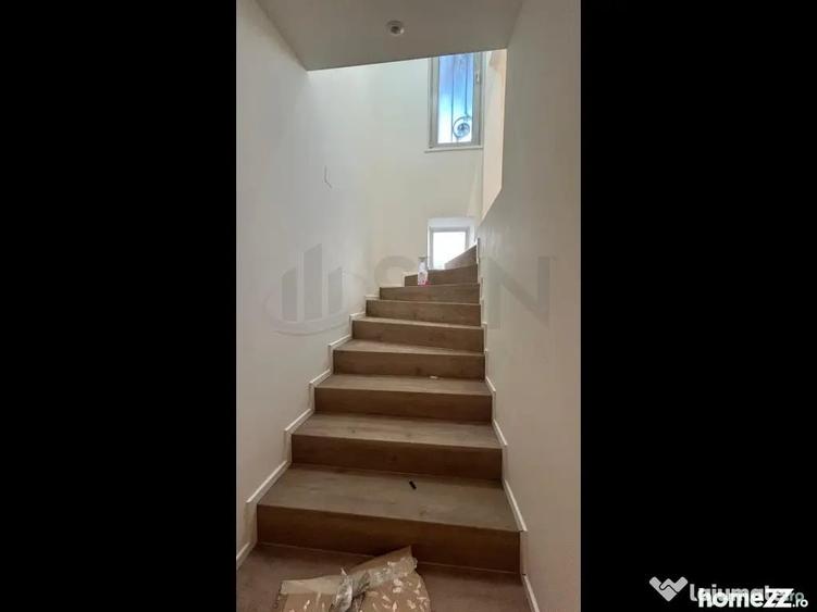 Casă cu 7 camere cu Teren 924 Mp în Ultracentral