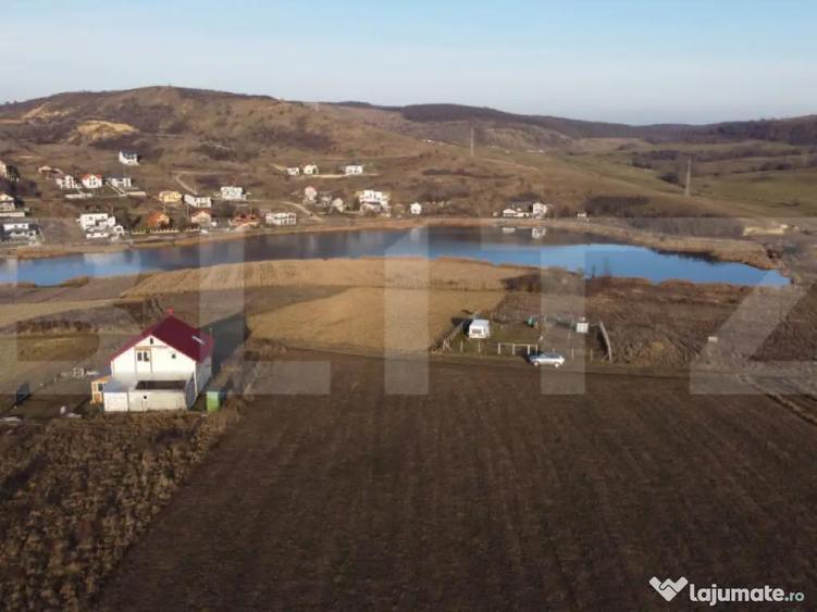 De vanzare teren Chinteni cu panorama spre lac - 1