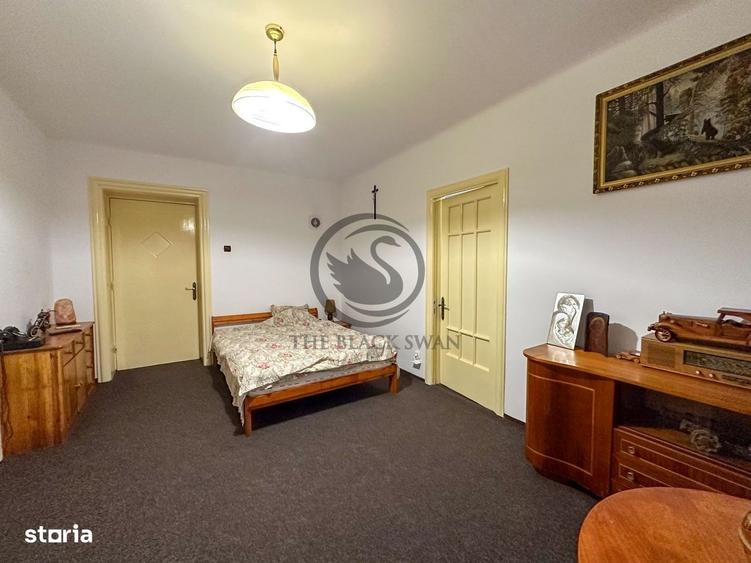 Casă cu 4 camere în Central