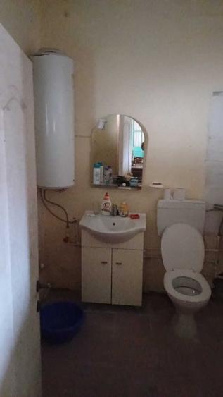 Casă cu 3 camere în Central