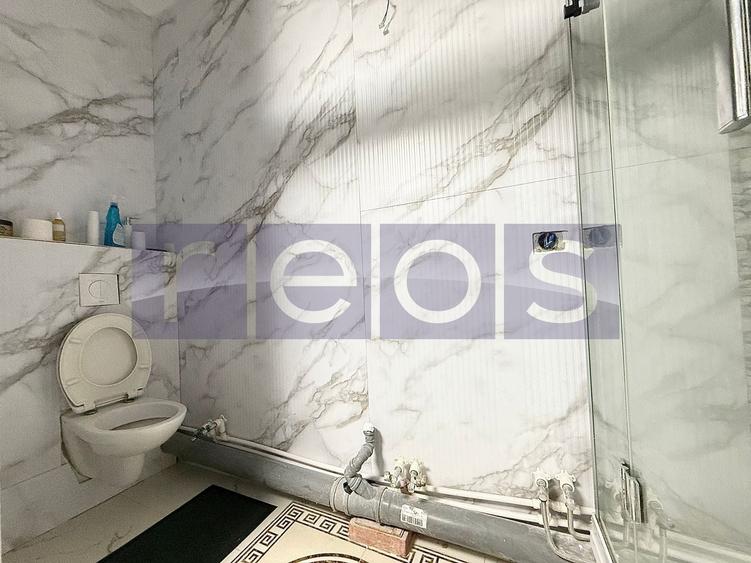 Apartament cu 4 camere semidecomandat în Universitate