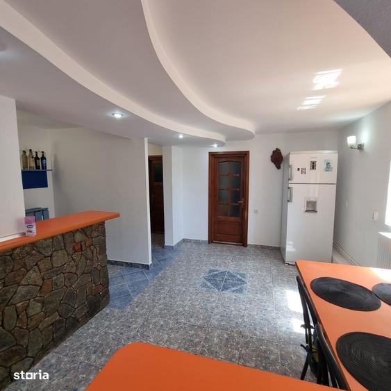 Casă cu 3 camere în Central