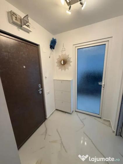 Apartament cu 2 camere decomandat, mobilat în 1 Mai