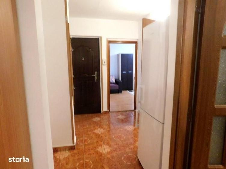 Apartament cu 2 camere decomandat în Enachiță Văcărescu