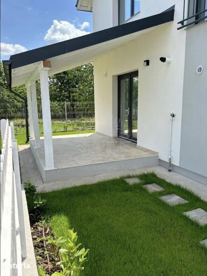 Casă cu 4 camere cu Teren 200 Mp în Păulești