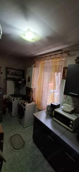Garsonieră decomandată în Rahova