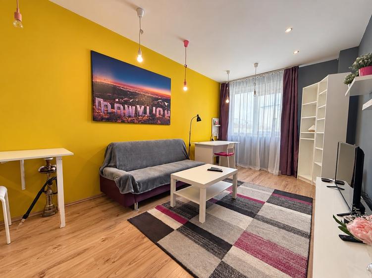 Apartament cu 2 camere semidecomandat, mobilat în Vitan