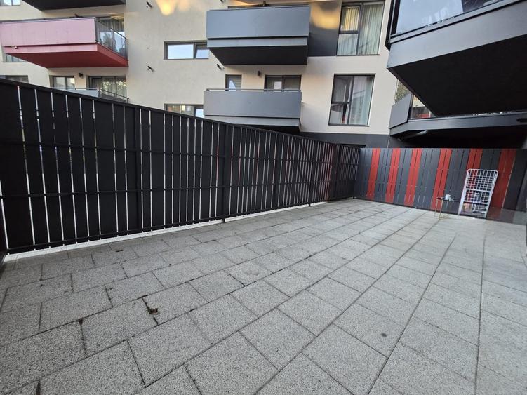 Apartament cu 2 camere semidecomandat în Mărăști