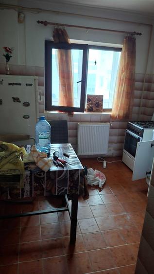Apartament cu 2 camere semidecomandat în Lipia