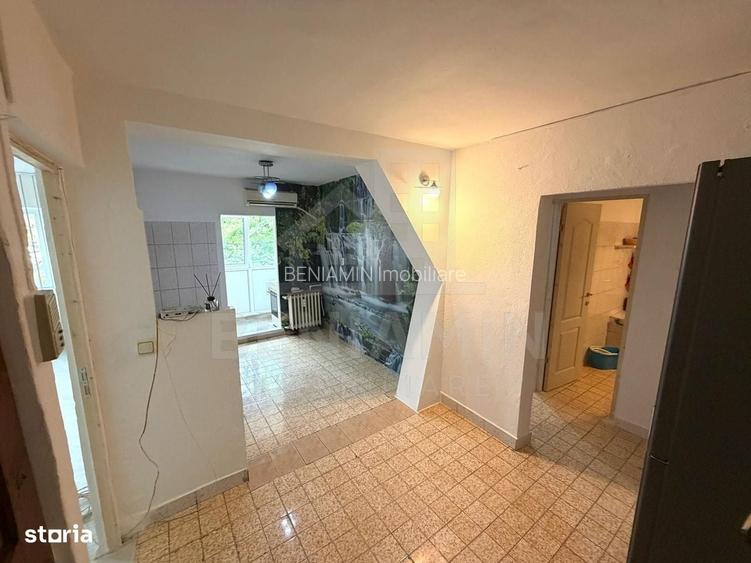 2 camere decomandat - etaj 2 - 52mp - teava de gaze - Sarari
