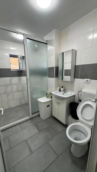 Apartament cu 2 camere decomandat în Exterior Vest