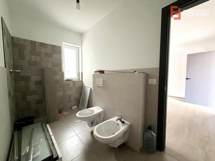 Casă individuală cu 3 camere cu Teren 420 Mp în Sânmihaiu Român
